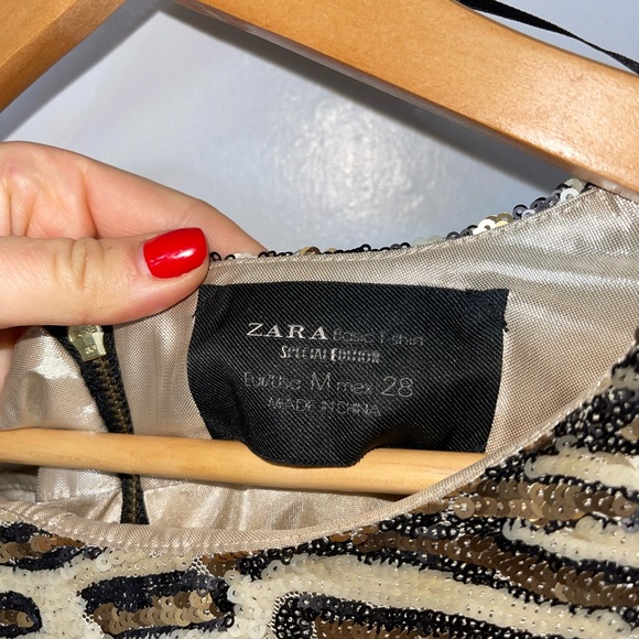 Zara sequin animal print top - Picture 6 of 7